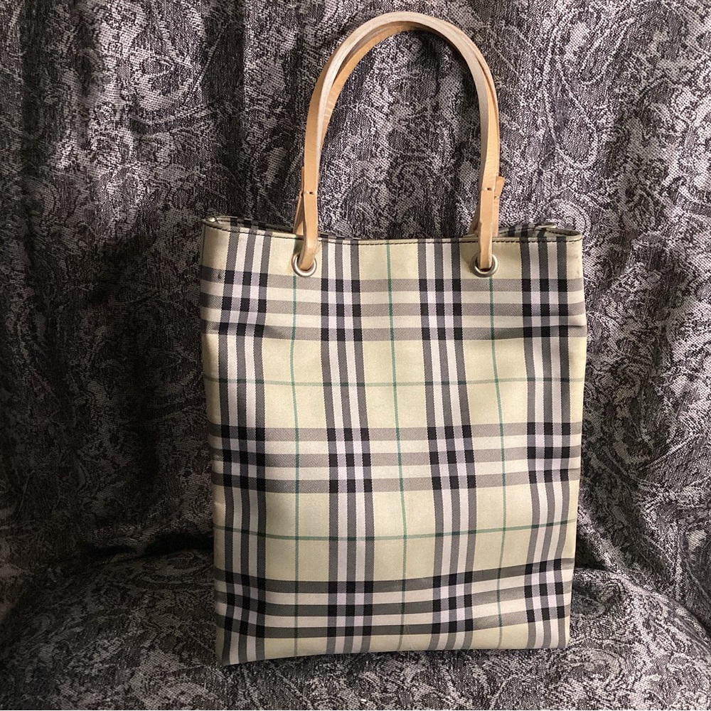 Burberry nova check mini tote in excellent condition - Picture 1 of 6